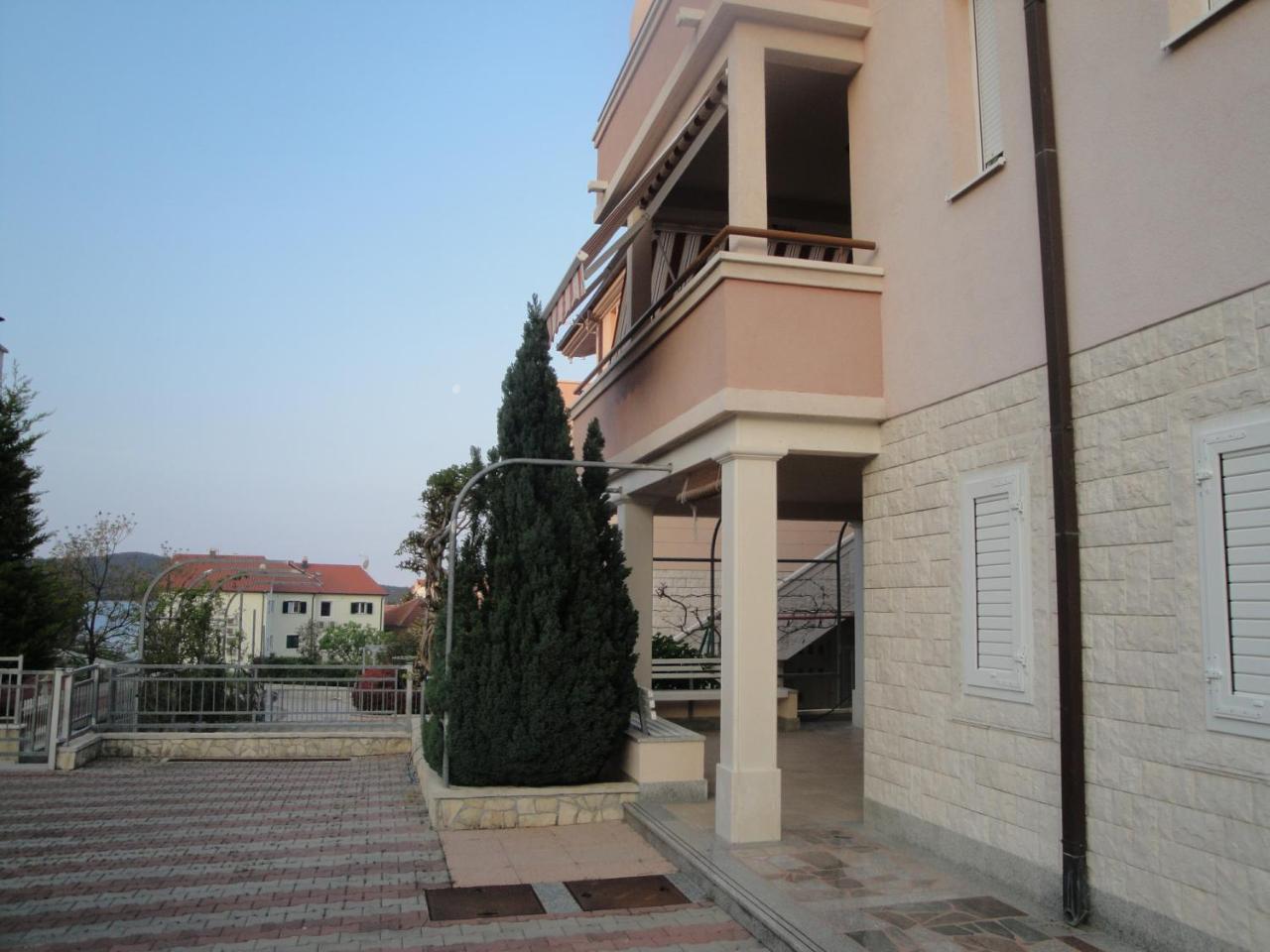 Apartment Svrco Zaboric Exterior photo